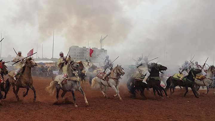 جماعة الجوزية بإقليم الجديدة تنظم  مهرجانها الربيعي الأول على إيقاع التبوريدة